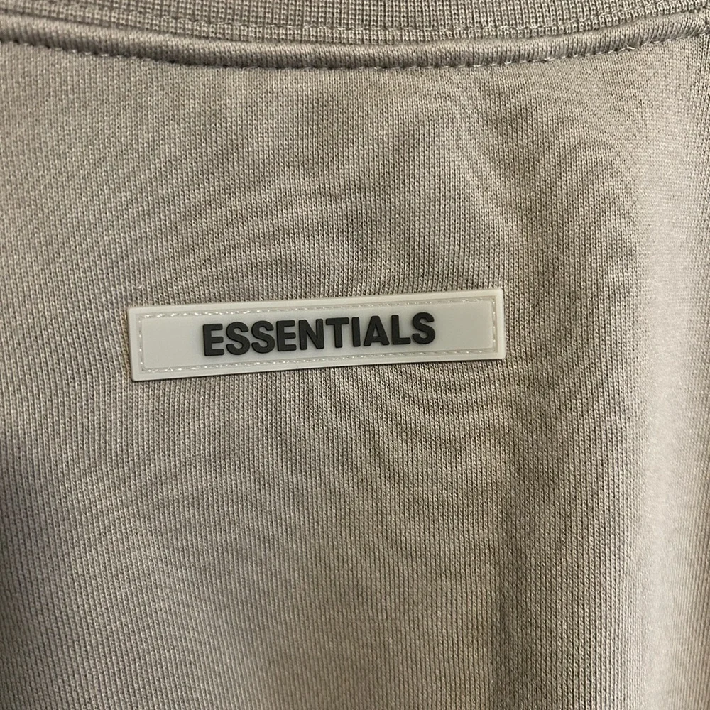 Fear of God Essentials Crewneck Sweater Taupe - Picture 5 of 6